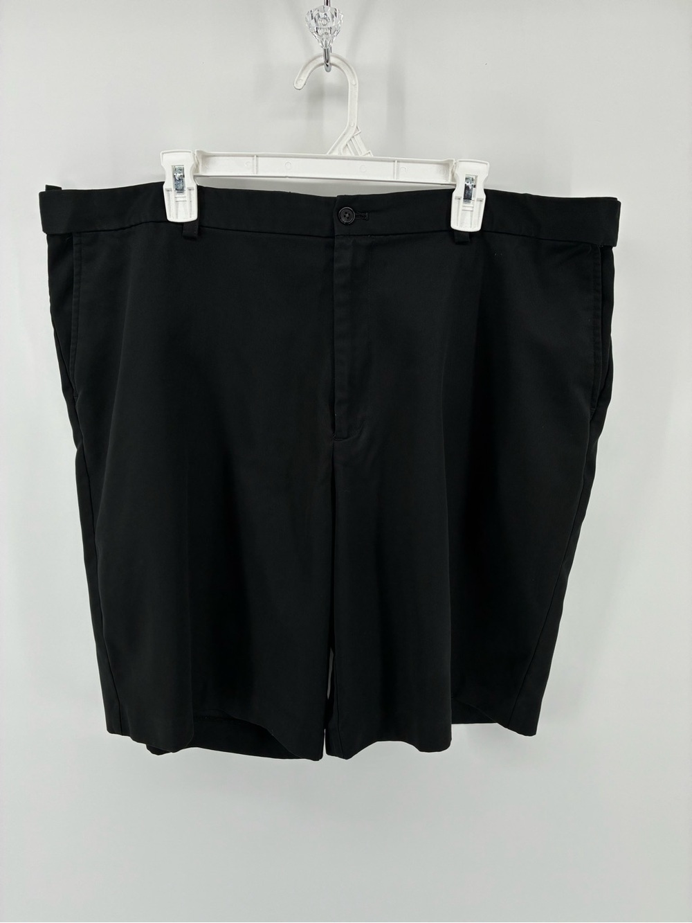 Izod Perform X Men's Black Flat Front Golf Shorts